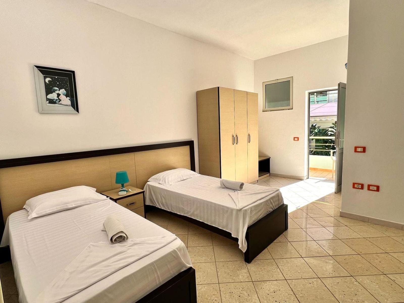 Hotel Jonufra Kanine Esterno foto